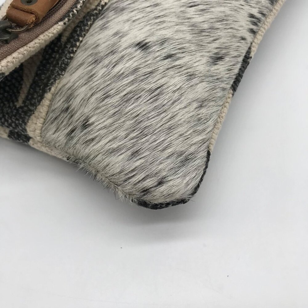 Bhrayna Zebra Design Fold Over Cotton & Leather Clutch - Picture 9 of 10